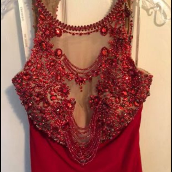 STUNNING Sherri Hill Gown - Picture 3 of 4